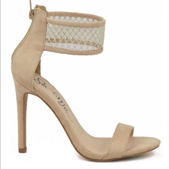 Nude Heels - Picture 3 of 3